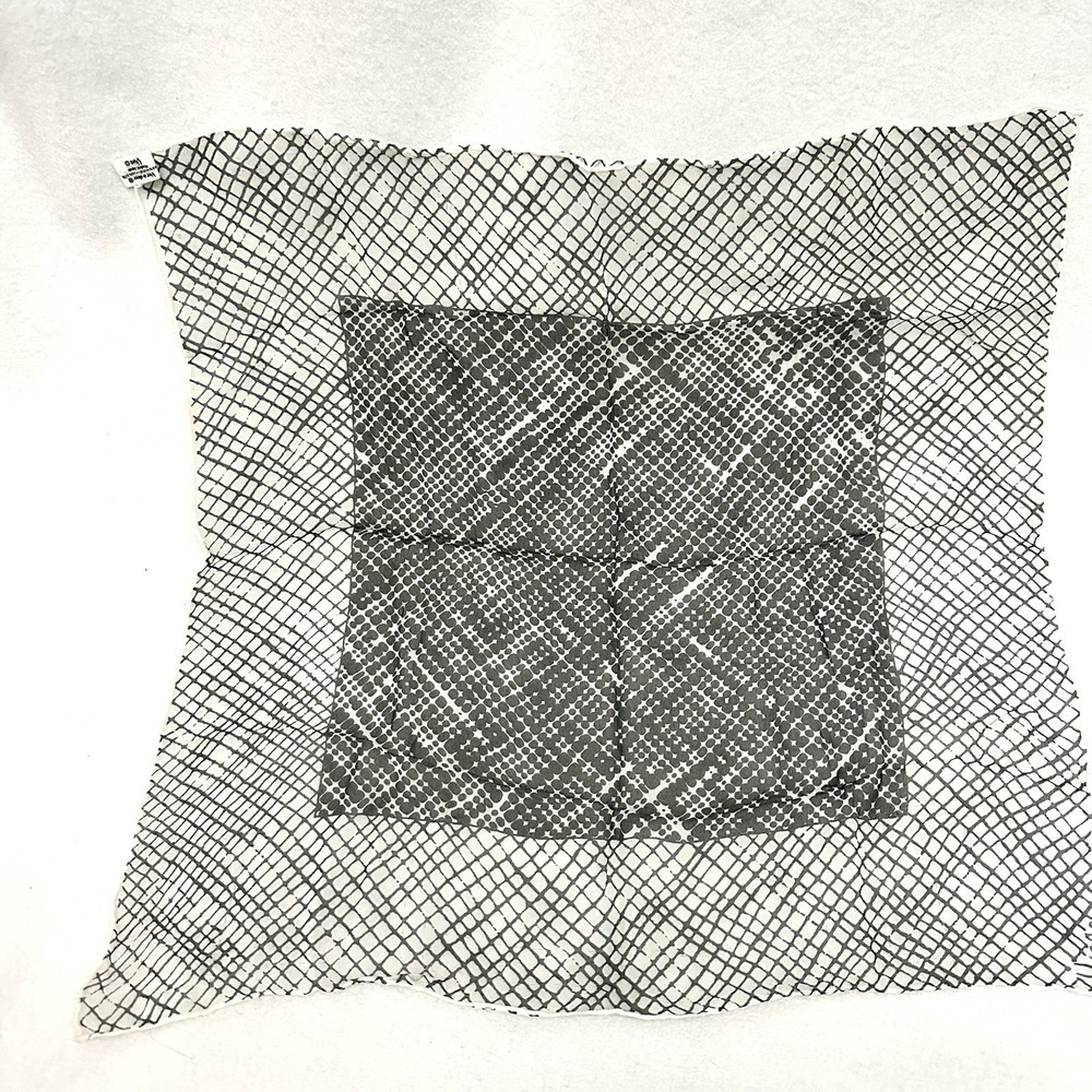 Vera Neumann Square 18" X 20"  Vera-sheer Vinal Silk Handrolled Scarf Japan